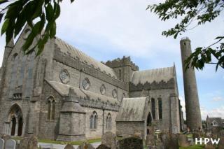 Kilkenny - St. Canice´s Cathedral mit Roundtower